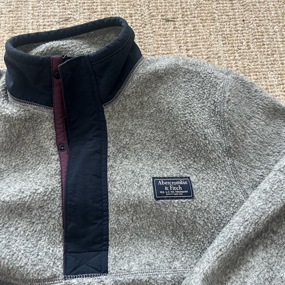 Abercrombie & Fitch Gray Fleece